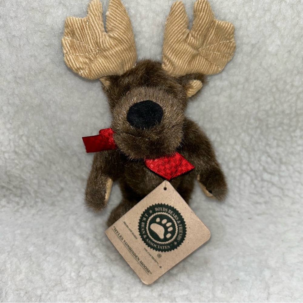 Boyd's Bears & Friends  Myles Vonhinden Moose plush 8" brown with tags vintage